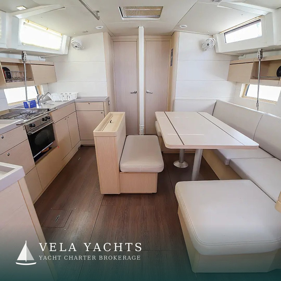 Eirene — Beneteau Oceanis 46.1 yacht charter, Marina di Olbia, Sardinia, Italy (photo 10)