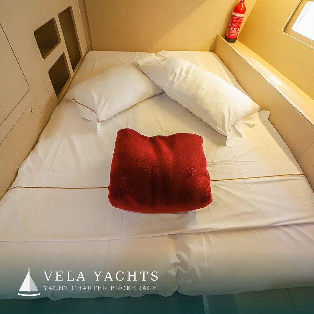 Eirene — Beneteau Oceanis 46.1 yacht charter, Marina di Olbia, Sardinia, Italy (photo 17)