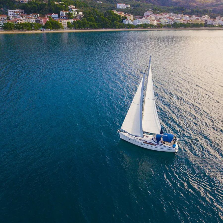 Lady Butterfly — Bavaria 40 Cruiser yacht charter, Marina Tučepi, Croatia
